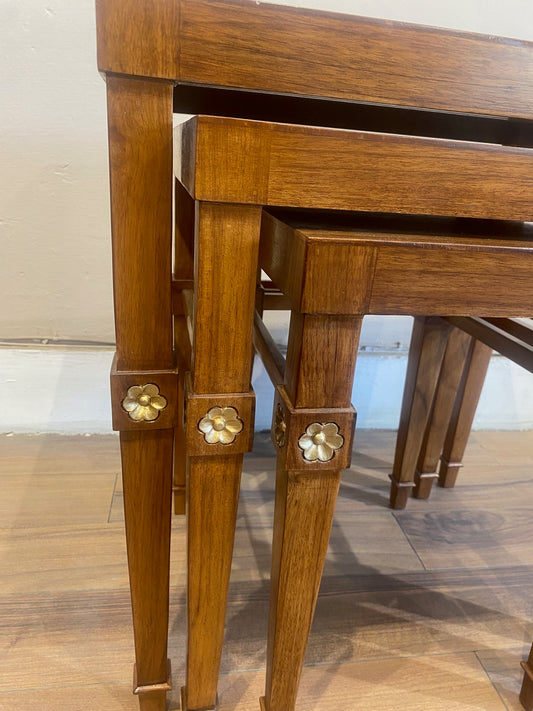 AM Nested wood tables