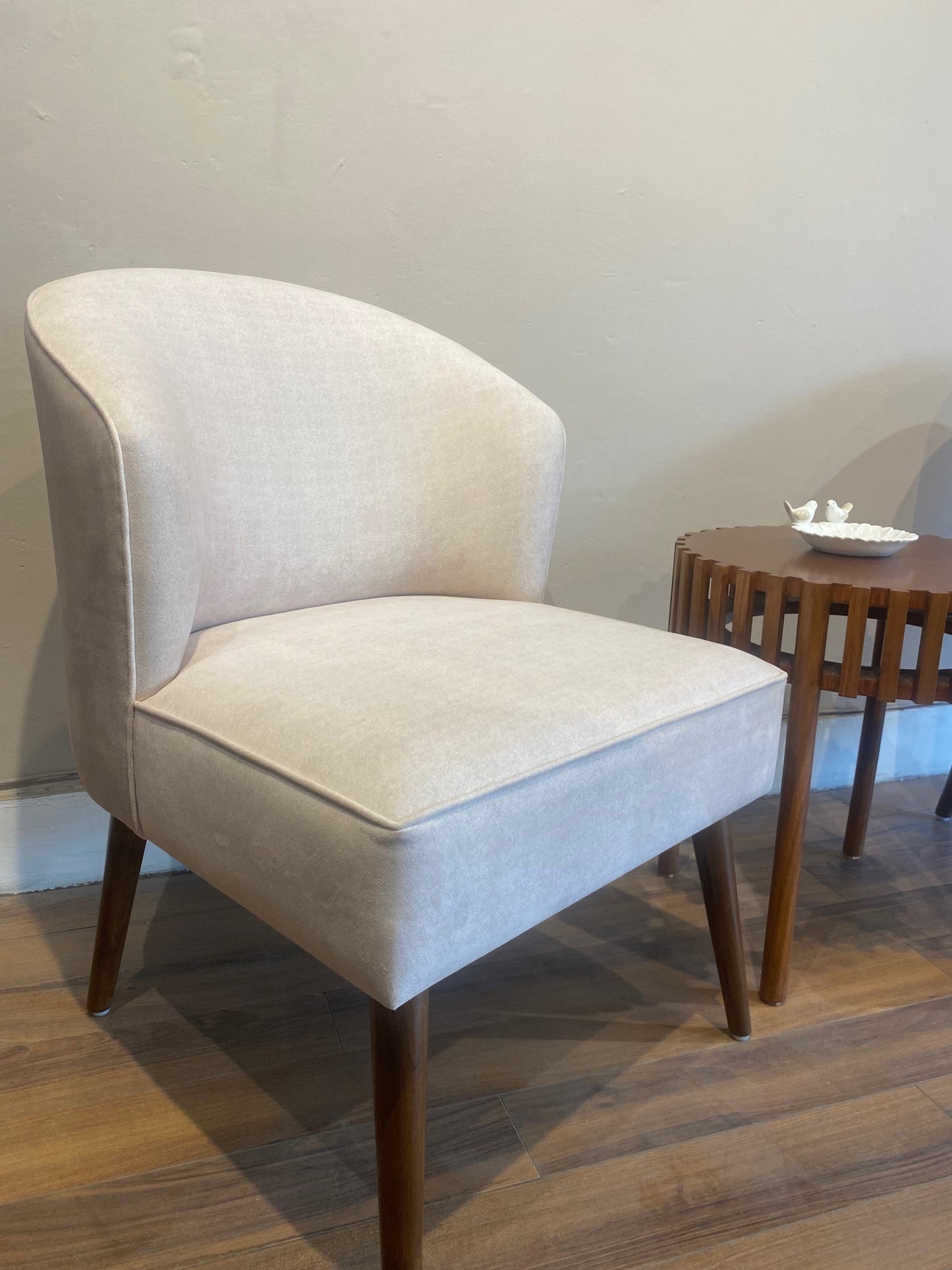 AM 2024 Casual Chairs