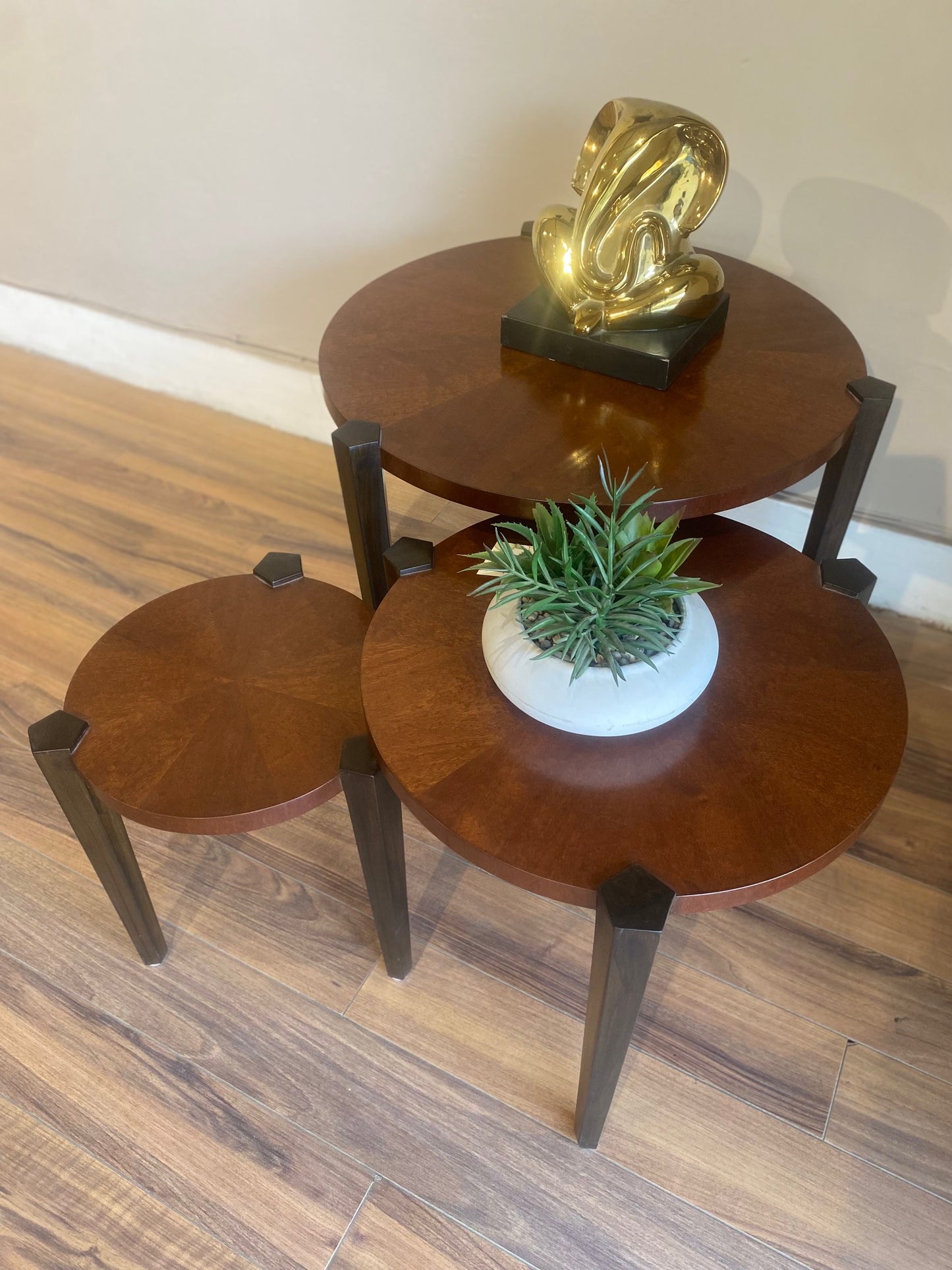 AM 2024 Round nested tables